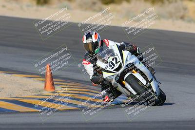 media/Dec-18-2022-SoCal Trackdays (Sun) [[8099a50955]]/Turn 10 (140pm)/